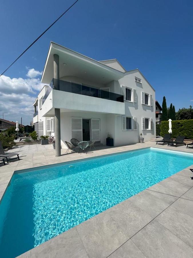 Haus Dalmatia With Heated Pool Apartment Bibinje Exterior photo