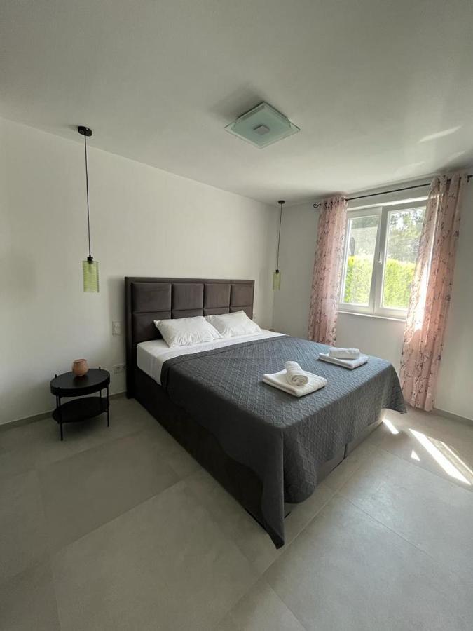 Haus Dalmatia With Heated Pool Apartment Bibinje Exterior photo