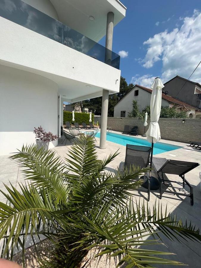 Haus Dalmatia With Heated Pool Apartment Bibinje Exterior photo
